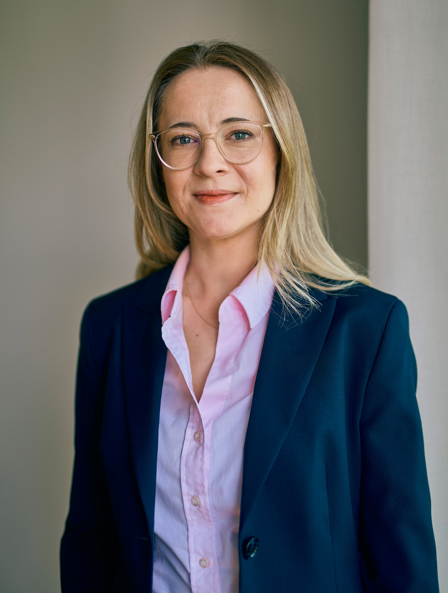Portrait Katrin Meyer – Kanzlei vom Berg Rechtsanwaelte, Kanzlei-vom-Berg-Rechtsanwaelte-Portrait-Katrin-Meyer,